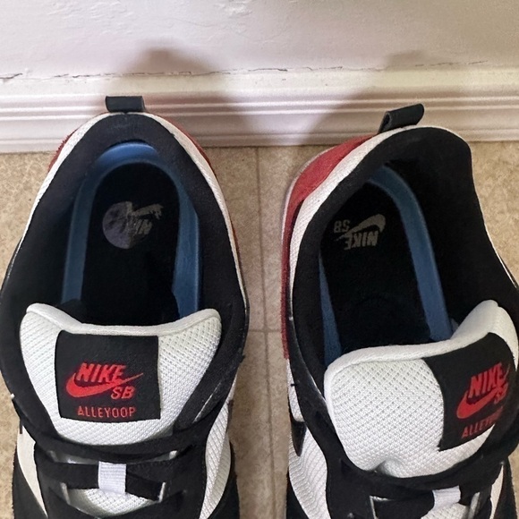 Men’s Nike SB Chicago Alley Oop Shoes Size 11.5 Pre Own as is no box - Picture 4 of 8